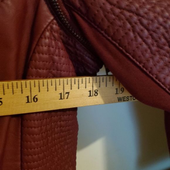Kate and Mallory faux leather jacket size medium - Picture 5 of 8